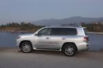 Lexus LX570 2012 года